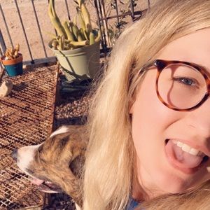 Meet your Posher, Kayla